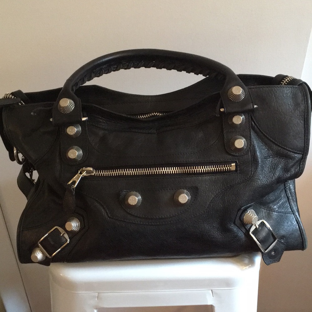 Zip-Top Tote Bag